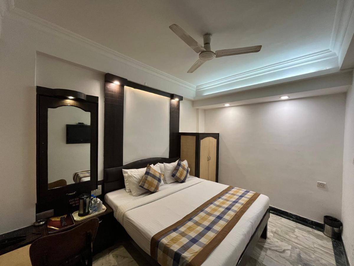 Hotel Moti Palace Agra  Exterior photo