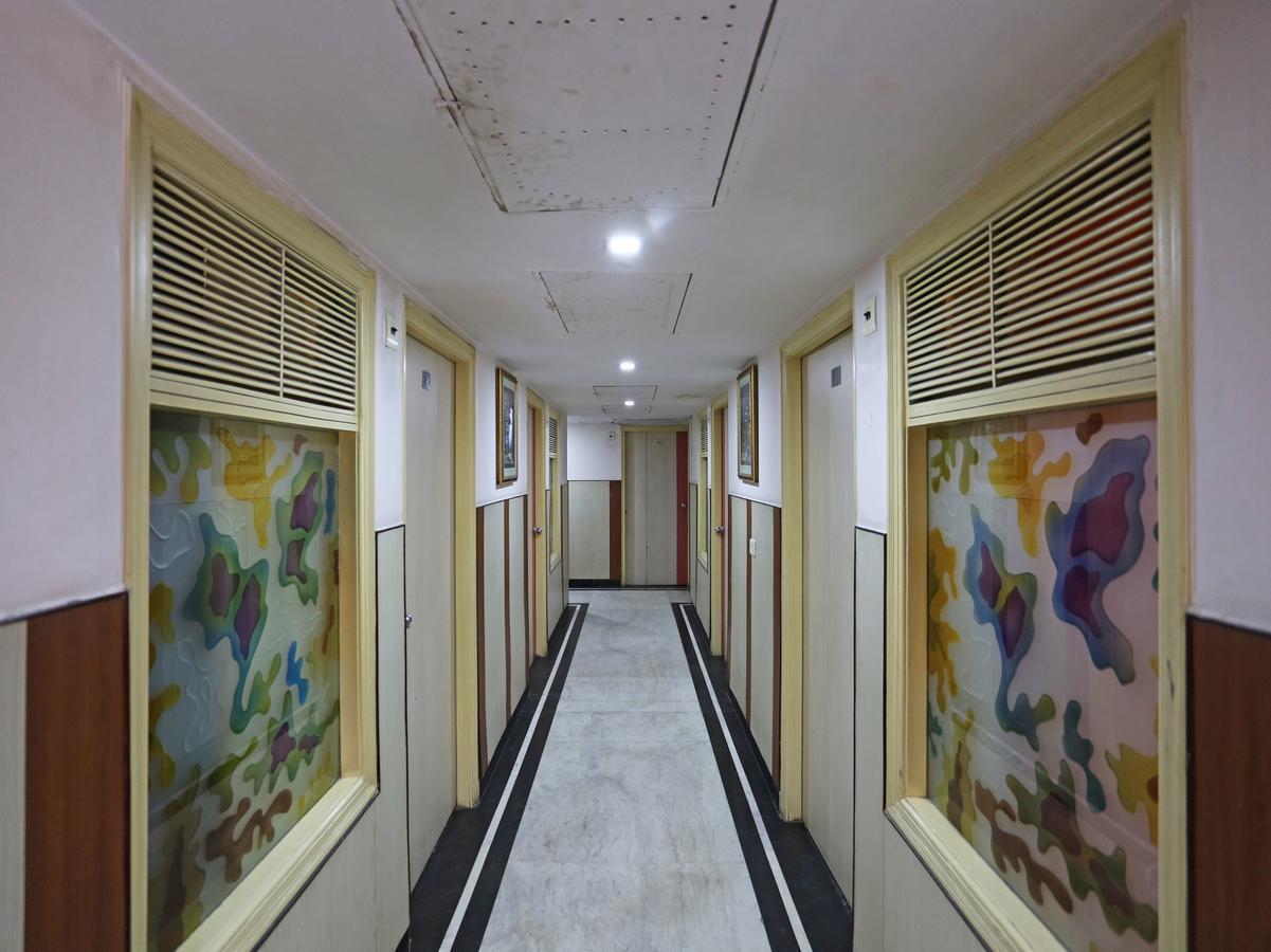 Hotel Moti Palace Agra  Exterior photo