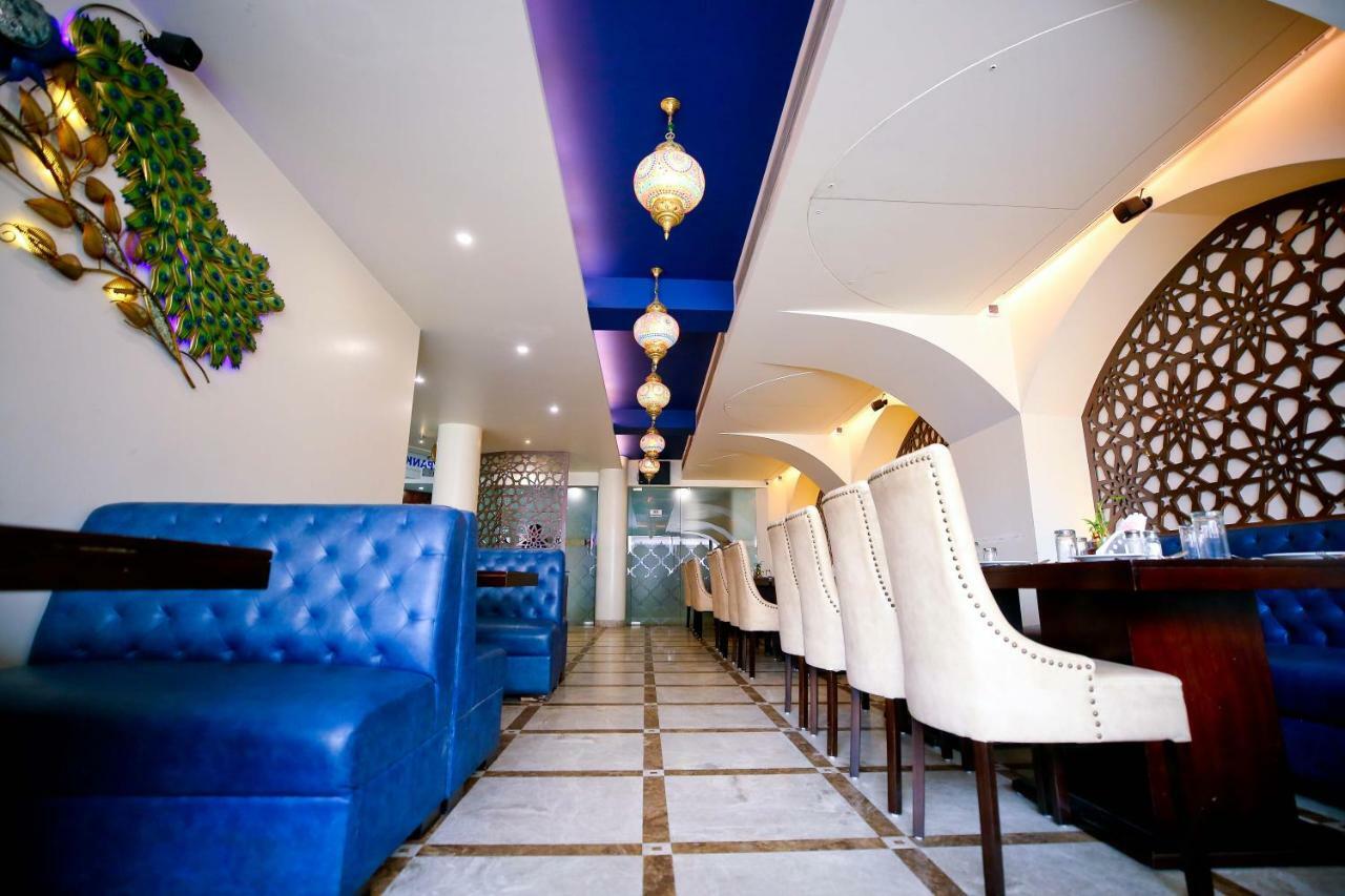 Hotel Moti Palace Agra  Exterior photo